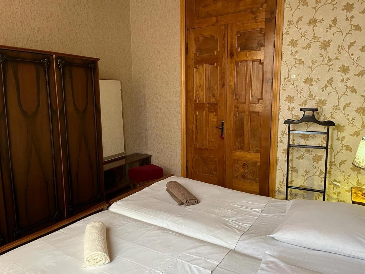 Guest House Levan II Dadiani زوغديدي المظهر الخارجي الصورة