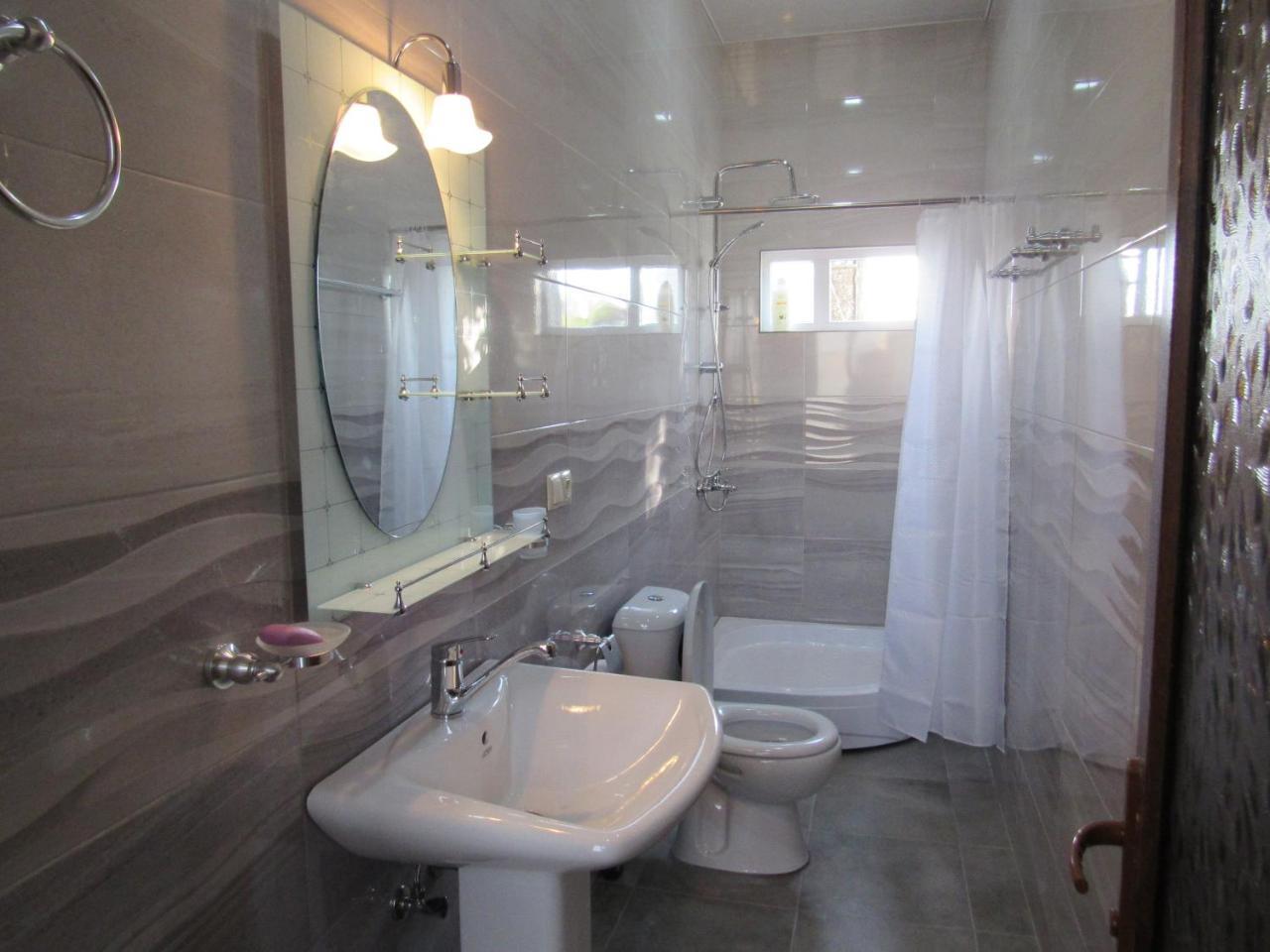 Guest House Levan II Dadiani زوغديدي المظهر الخارجي الصورة